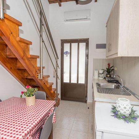 Spiros And Polyxeni Apartments Afión المظهر الخارجي الصورة