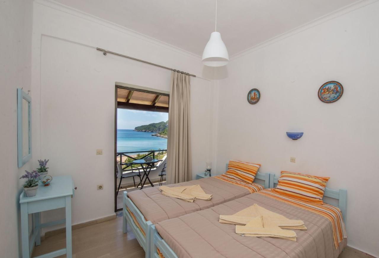 Spiros And Polyxeni Apartments Afión المظهر الخارجي الصورة